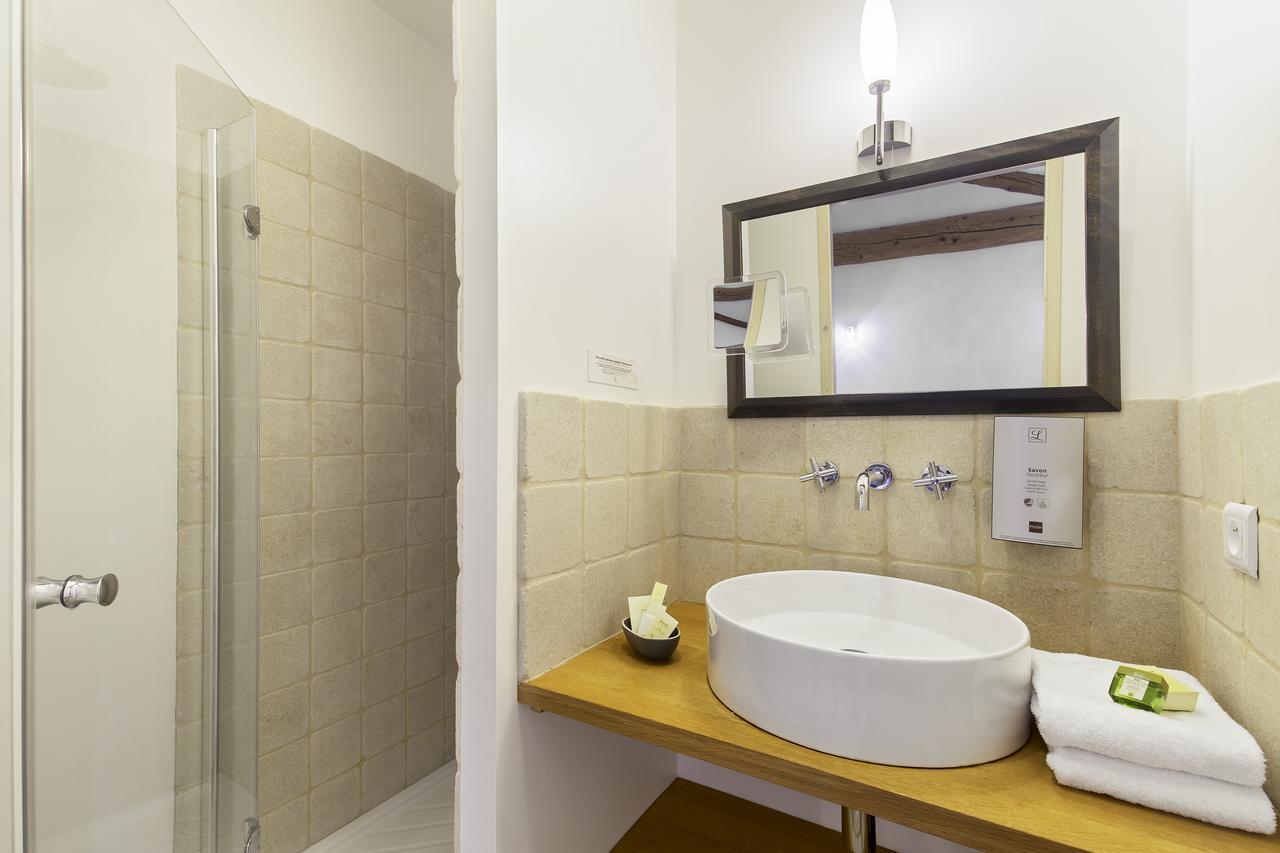 Logis Hotel La Benoite Salles-Arbuissonnas-en-Beaujolais ภายนอก รูปภาพ